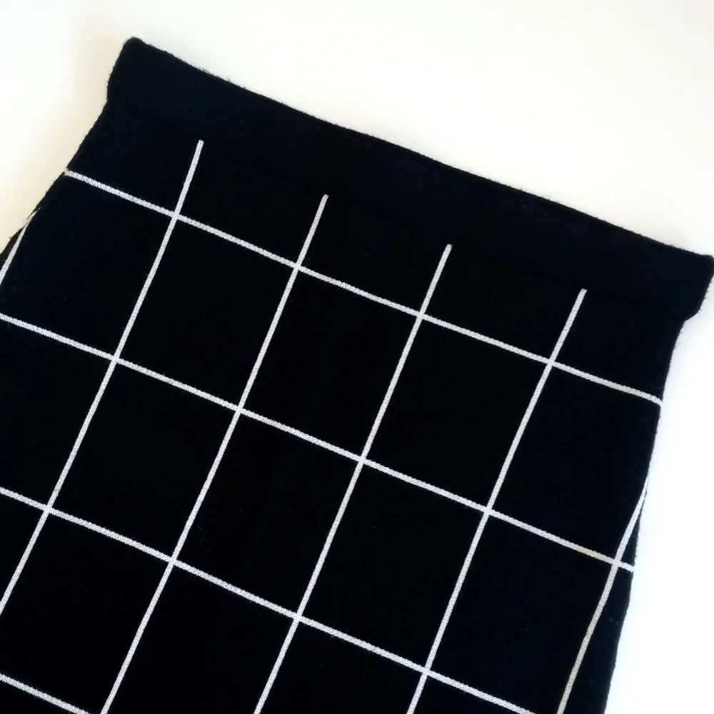 Mid Century Modern Navy Blue & White Grid Nylon Blend Pencil Straight Skirt S